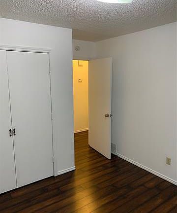 3rd image of 2417 Garden Oaks Dr