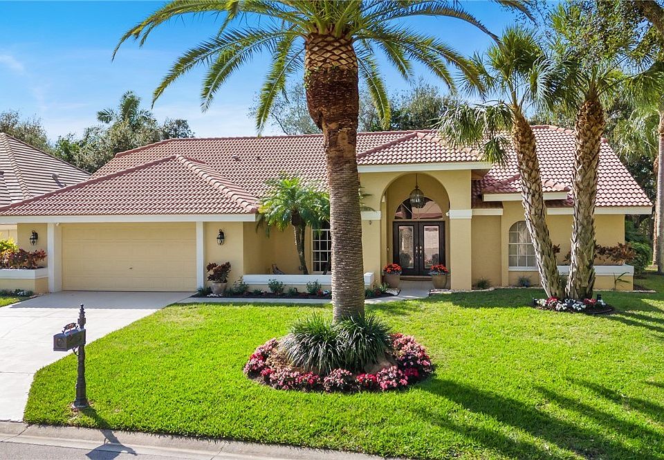 1st image of 11790 Pinewood Lakes Dr