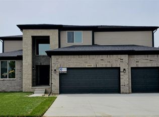 18468 Stallmann Dr, Macomb, MI 48042