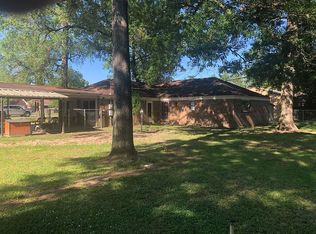 7857 Chauncy St, Orange, TX 77632