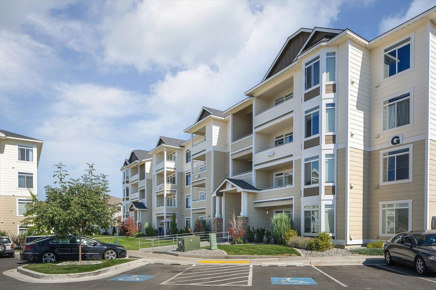 Hilby Station Apartments — Photo 4