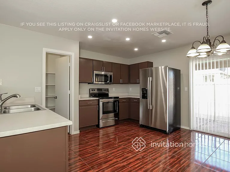 11530 W Flores Dr — Photo 5
