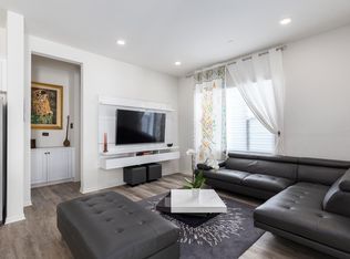 52 52 Renewal, Irvine, CA 92618