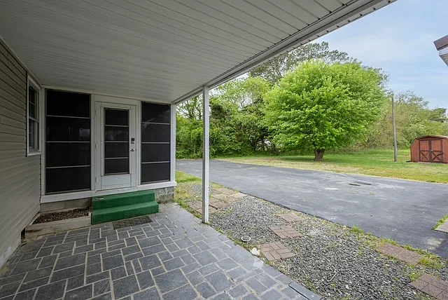 10359 Harrison Rd — Photo 3