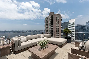 Rented by Platinum Properties