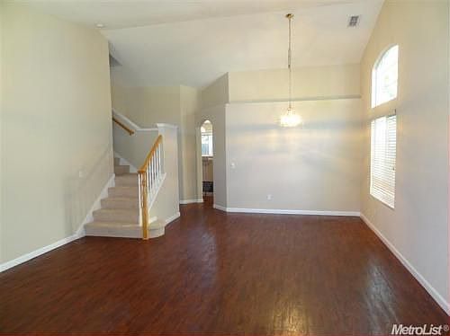 3rd image of 5216 Heartland Dr
