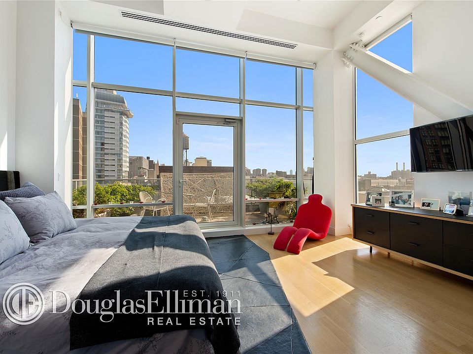 1st image of 52 E 4th St APT 6