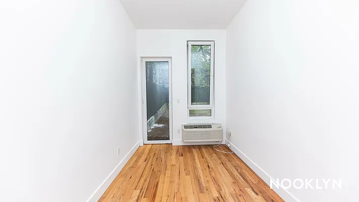 Rented by Nooklyn NYC LLC | media 20