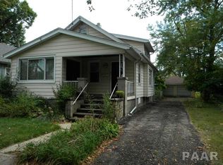 1916 N Ashley Ct, Peoria, IL