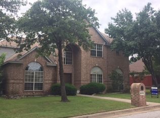 5608 Eagle Rock Rd, Arlington, TX 76017