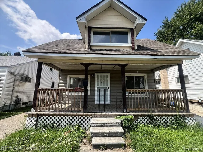 6895 Grandville Ave — Photo 7