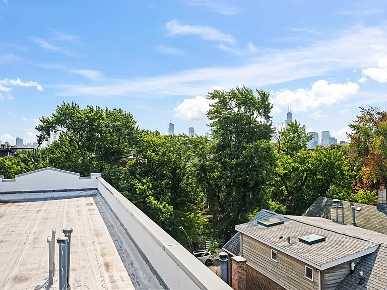 876 N Hermitage Ave #3 — Photo 34