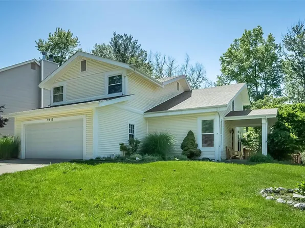 2517 Maple Crossing Dr, Ballwin, MO 63011