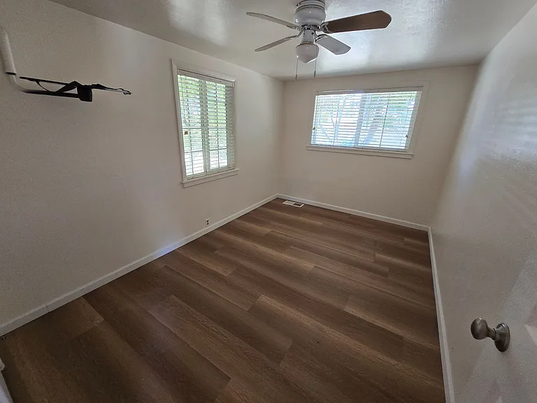 2812 Saint Bonaventure Dr — Photo 12