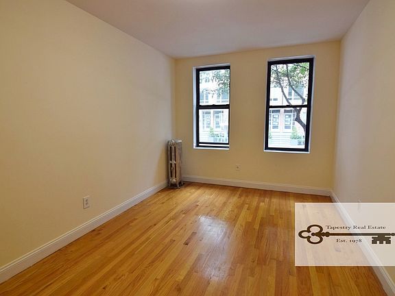 2nd image of 11-24 46th Ave #1F