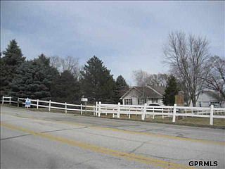 1st image of 6121 N 132nd St