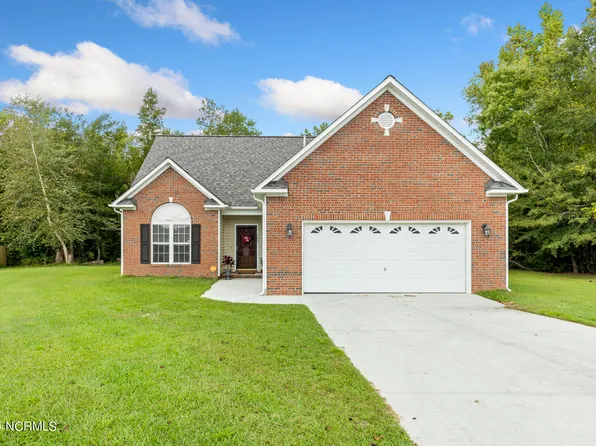 102 Mayfield Court, Jacksonville, NC 28540