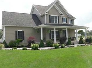 96 Gunn Rd, Southampton, MA 01073