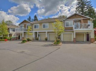 735 241st Ln SE, Sammamish, WA 98074