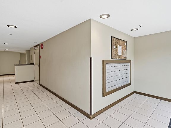 4th image of 11671 Fraser St #410