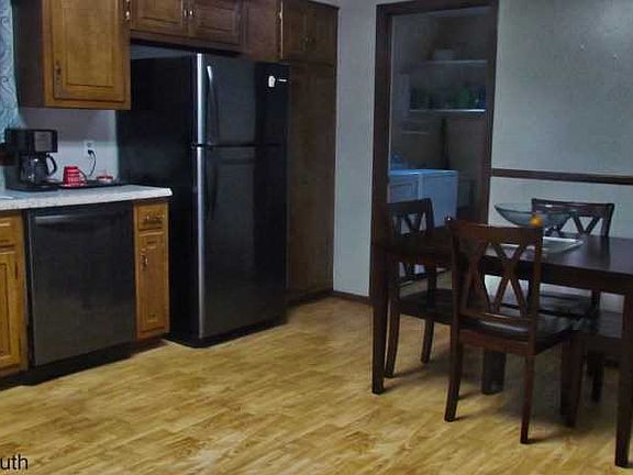 5th image of 1606 Beckman Dr