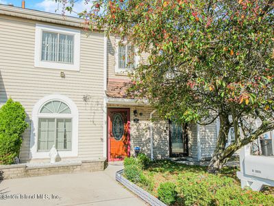 51 Adrianne Ln, Staten Island, NY, 10303