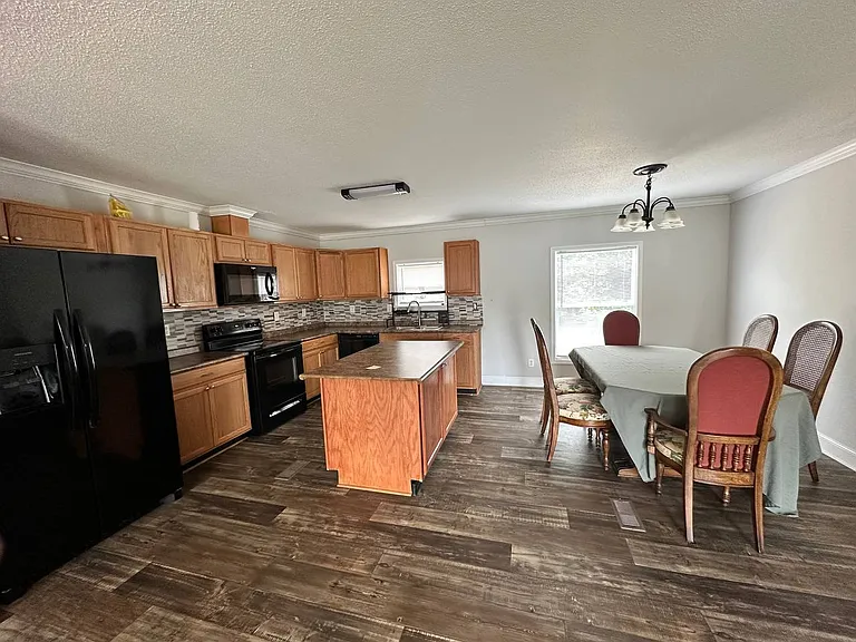 7874 State Highway 395 — Photo 18