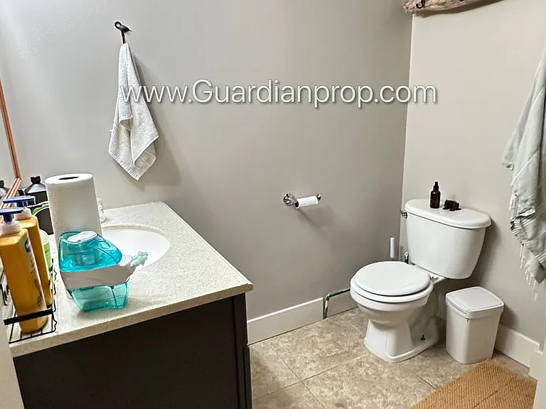 16720 Excelsior Blvd — Photo 11