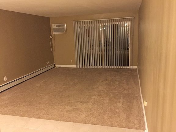 4th image of 1015 Higgins Quarters Dr #4-215