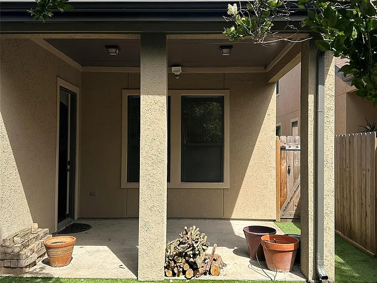 2910 Royal Oaks Grv — Photo 27