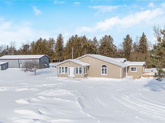 5th image of 262700 Varney Rd