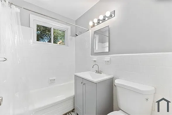 1953 19th Pl SE #205 — Photo 8
