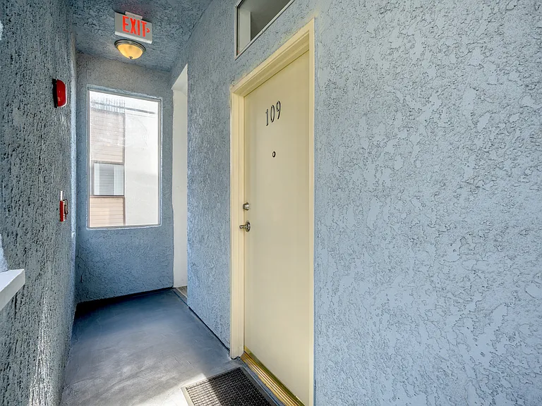 1174 Cherry St #109 — Photo 3