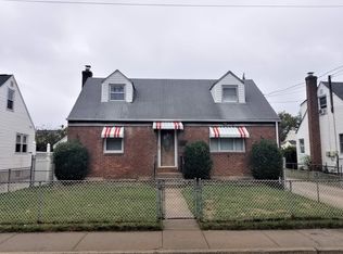 746 Meacham Ave, Elmont, NY 11003