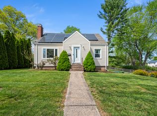 3 Grace Ln, Cromwell, CT 06416