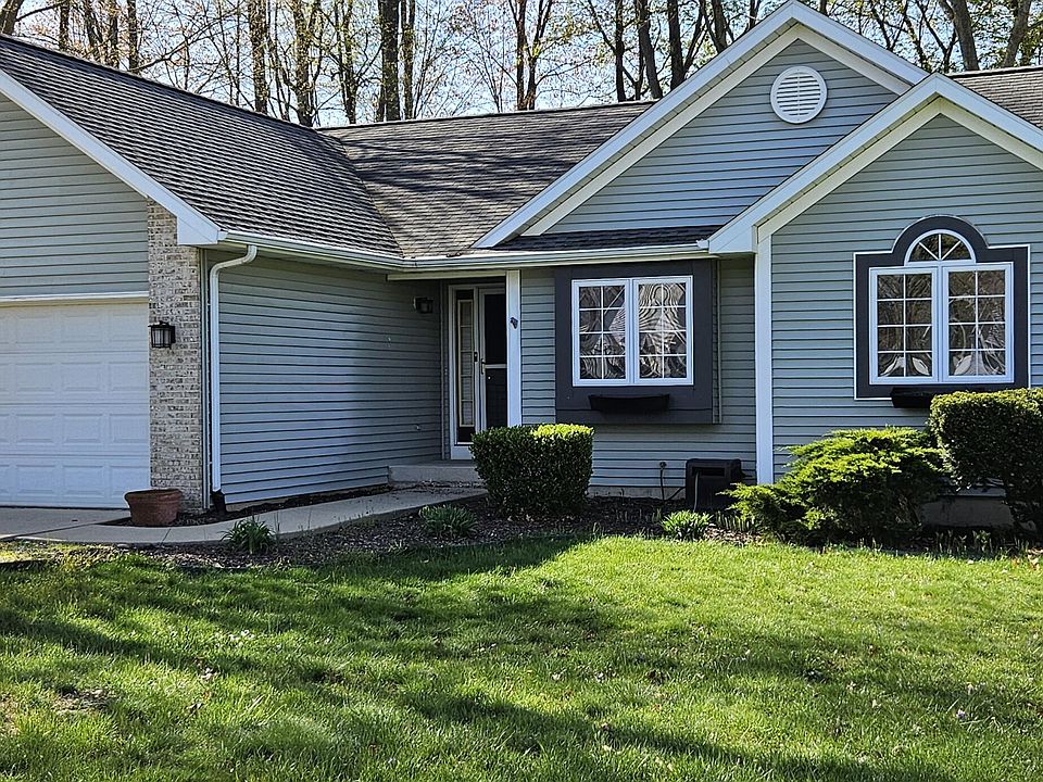 1st image of 4252 Suffield Woods Ave