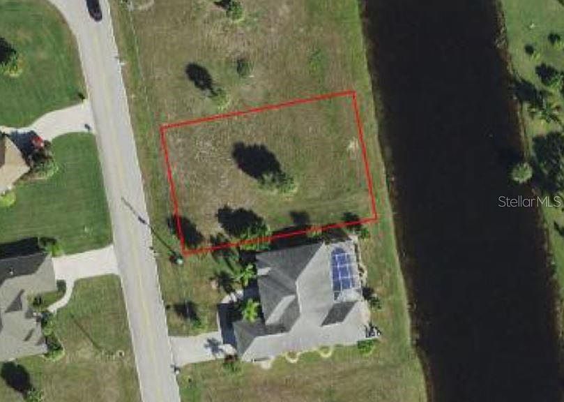 1st image of 841 Rotonda Cir