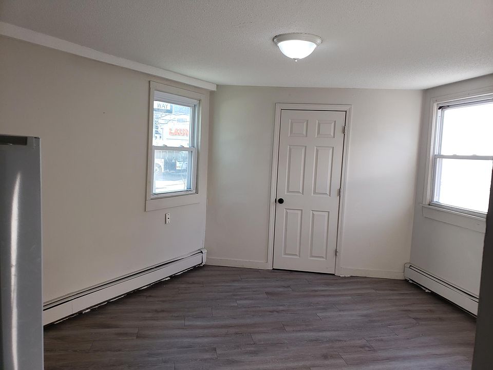 2nd image of 6 Lilley Ave