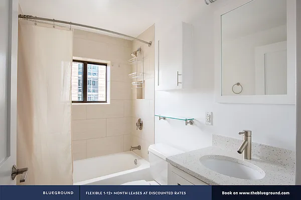 Rented by The Blueground | media 72