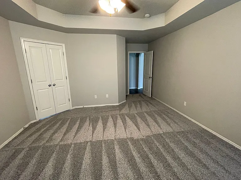 11725 S Vine St W — Photo 14