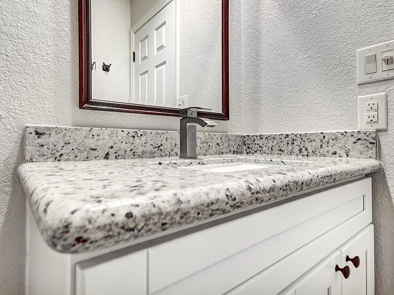 1737 E Pebble Beach Dr — Photo 28