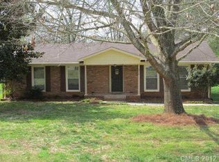 3014 Helen Dr, Waxhaw, NC 28173