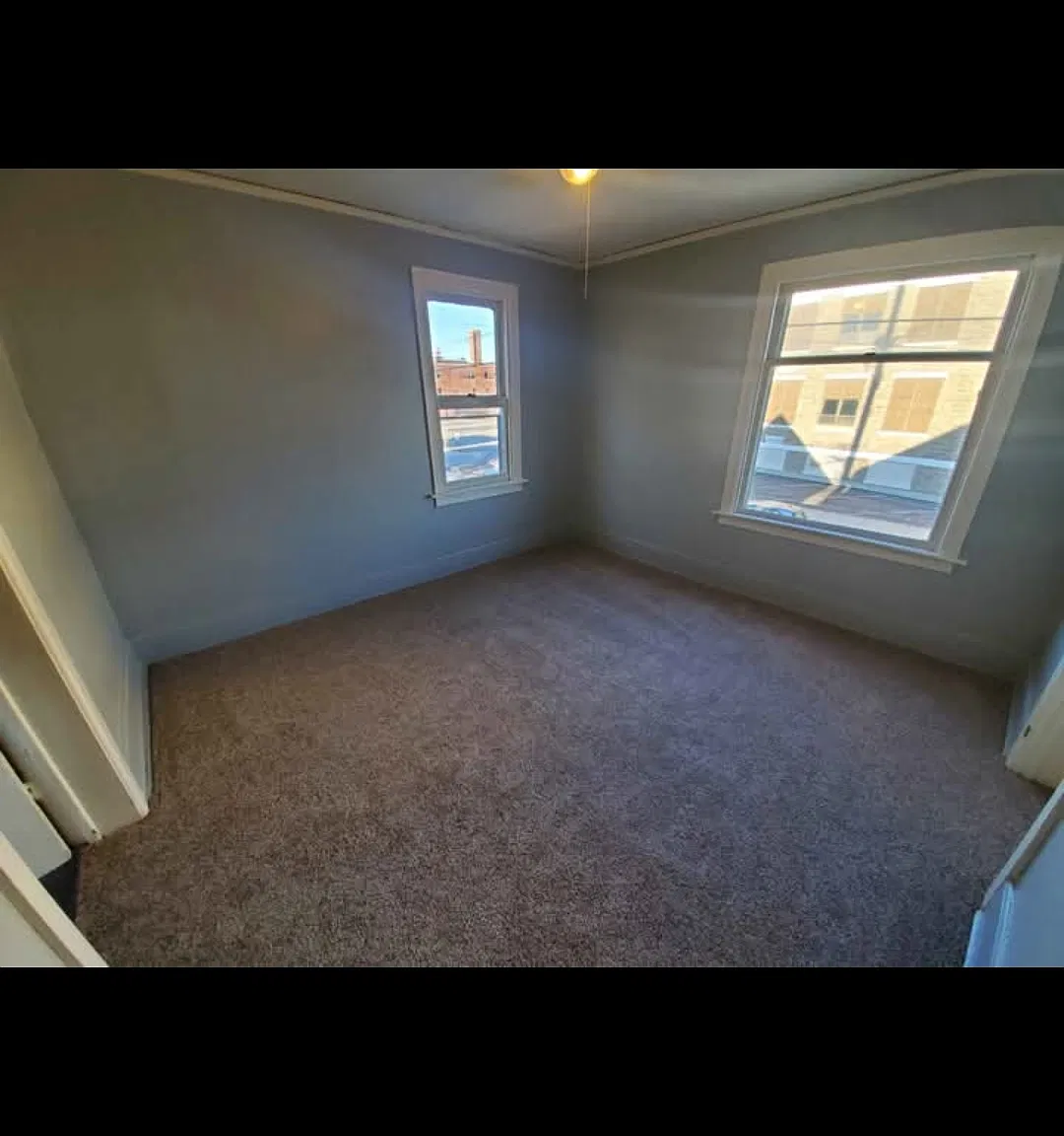 730 S Water St — Photo 3