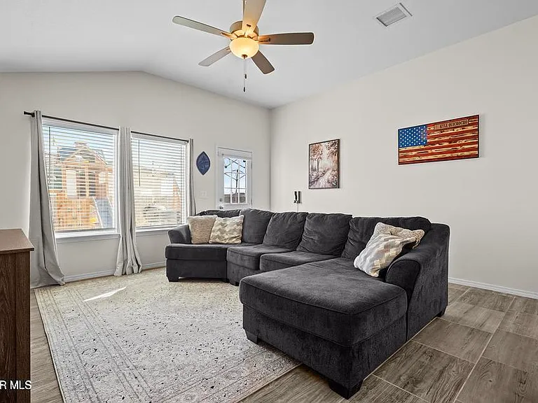 1188 Indigo Sky St — Photo 20