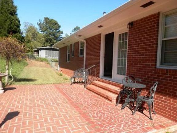 Back Brick Patio/Grill area