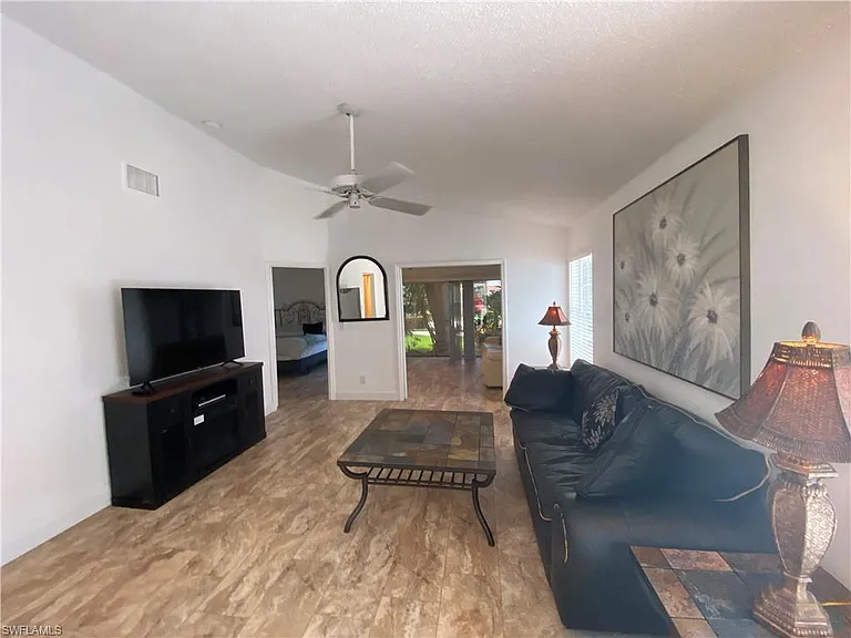 14805 Crooked Pond Ct — Photo 10