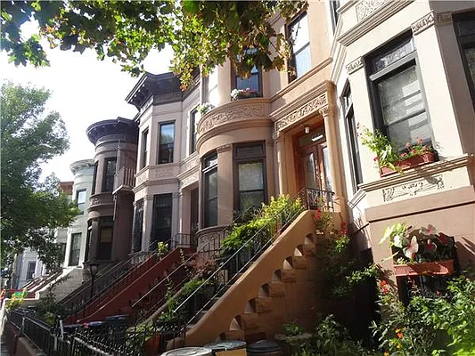 Rented by R New York | media 22