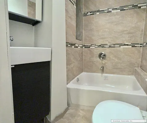 Rented by Sovereign Associates | media 10