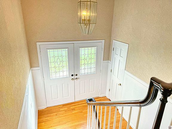4th image of 1516 Canterbury Dr