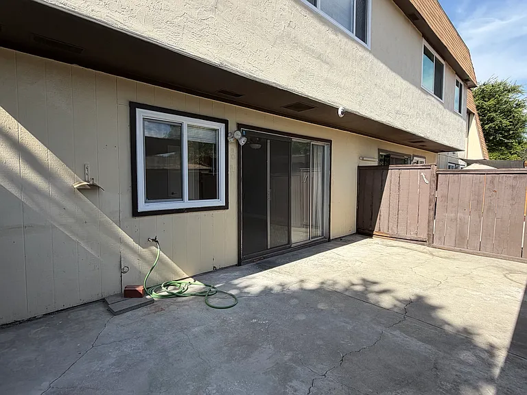 156 Chynoweth Ave — Photo 19